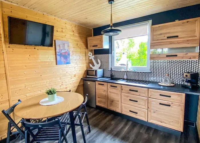 Baltycki Domek- Chlapowo 펜션 *